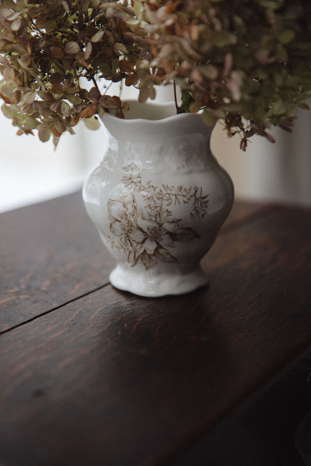 Antique English Porcelain Bud Vase c. 1900