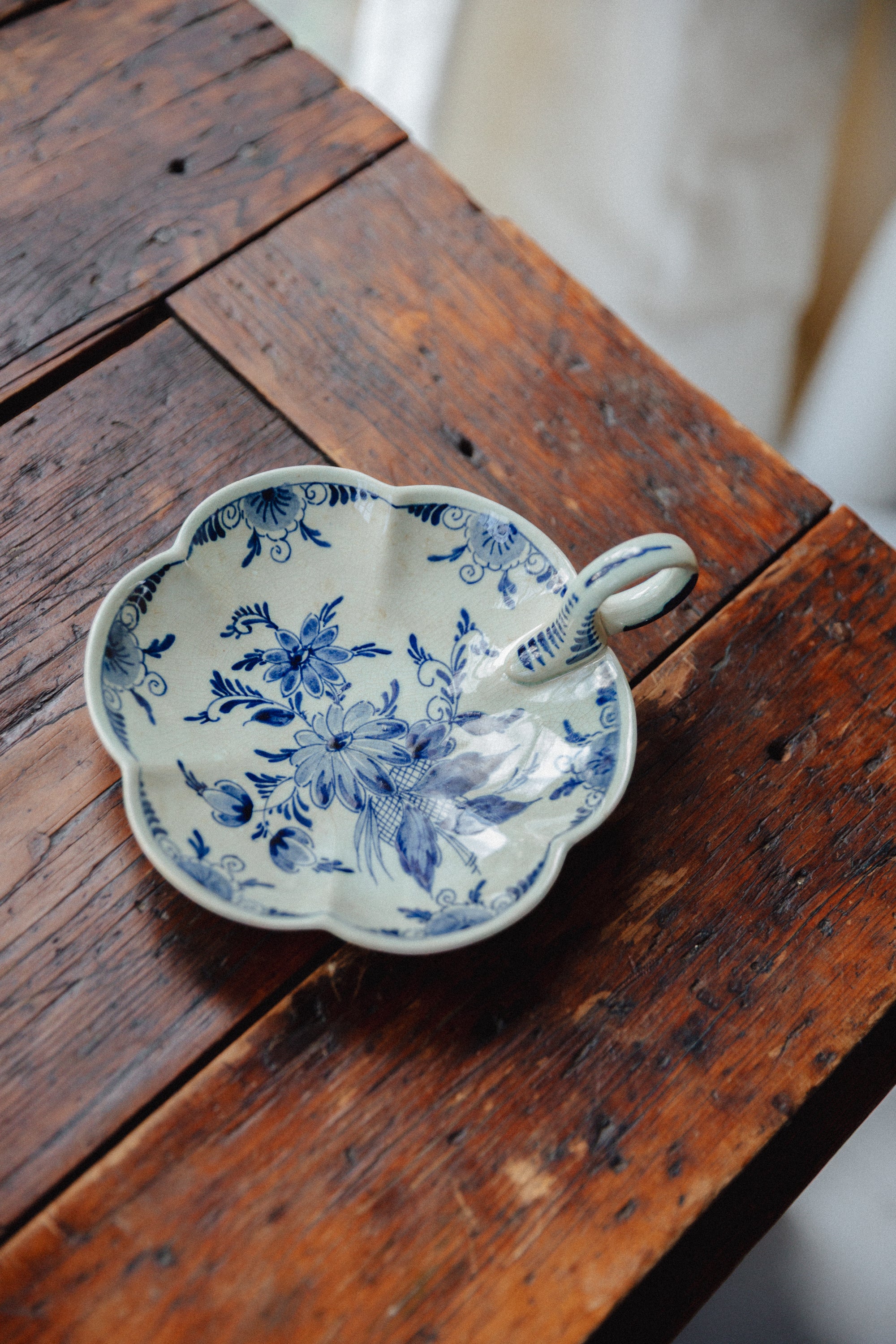 Delft Dish with Handle