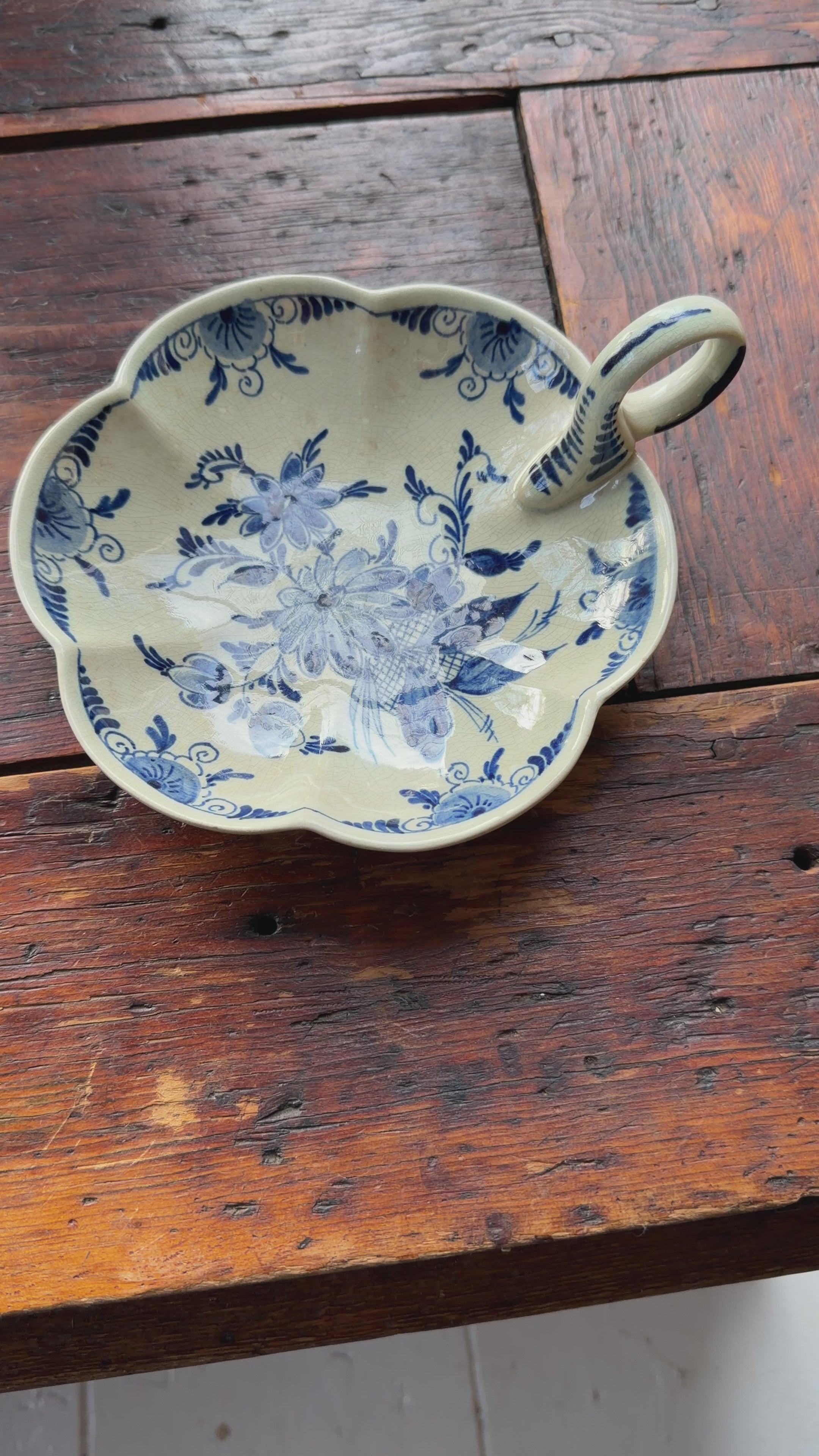 Delft Dish with Handle